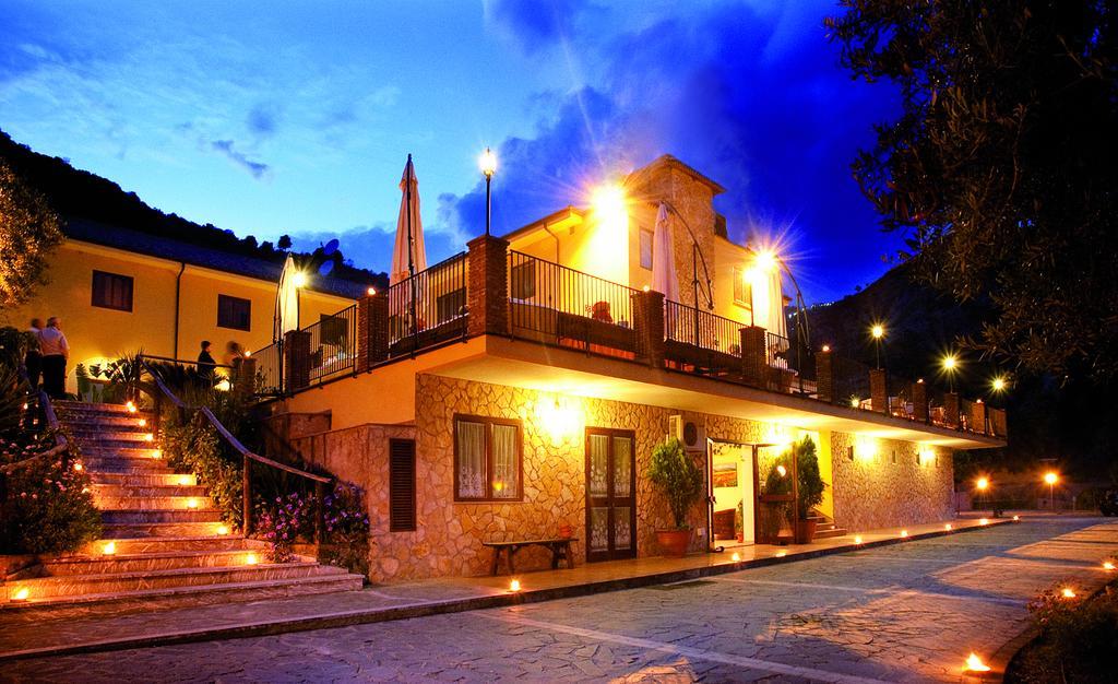 Agriturismo Villa Orchidea Ali Terme Exterior photo